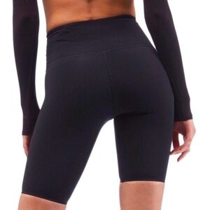 WONE Bike Black Shorts SIZE S